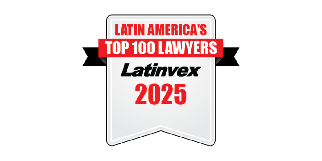 Latinvex Top 100-Lawyers 2025 badge