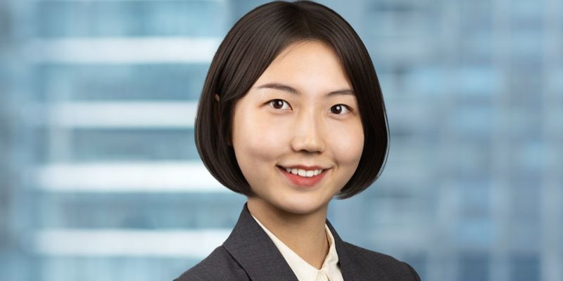 Mock Zhou, Scarlett